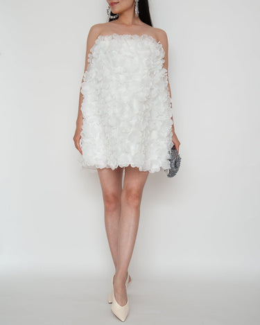 Selezza London(セレッザ ロンドン)のミニドレス結婚式やパーティーにぴったりのレンタルアイテム。