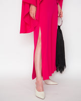 Black Halo(ブラック ヘイロー)のパンツセットアップ結婚式やパーティーにぴったりのレンタルアイテム。