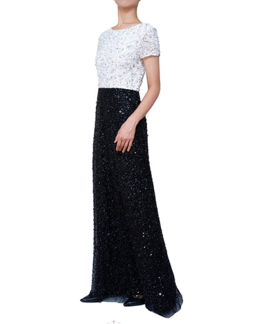 Adrianna Papell(アドリアナ パペル)のロングドレス結婚式やパーティーにぴったりのレンタルアイテム。