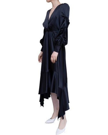 AnnaRita N(アンナリタ エンネ)のミディドレス結婚式やパーティーにぴったりのレンタルアイテム。