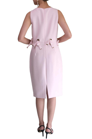 Badgley Mischka(バッジェリー ミシュカ)のひざ丈ドレス結婚式やパーティーにぴったりのレンタルアイテム。