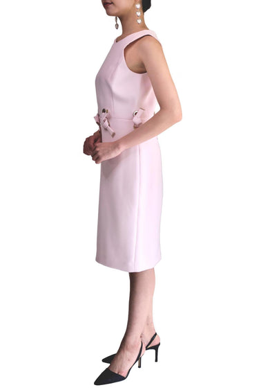 Badgley Mischka(バッジェリー ミシュカ)のひざ丈ドレス結婚式やパーティーにぴったりのレンタルアイテム。