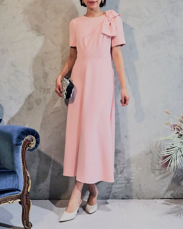 Badgley Mischka(バッジェリー ミシュカ)のロングドレス結婚式やパーティーにぴったりのレンタルアイテム。