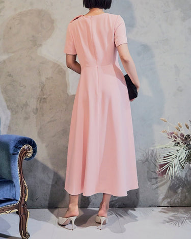 Badgley Mischka(バッジェリー ミシュカ)のロングドレス結婚式やパーティーにぴったりのレンタルアイテム。