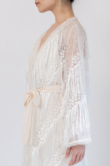 Bcbgmaxazria(ビーシービージーマックスアズリア)のミディドレス結婚式やパーティーにぴったりのレンタルアイテム。