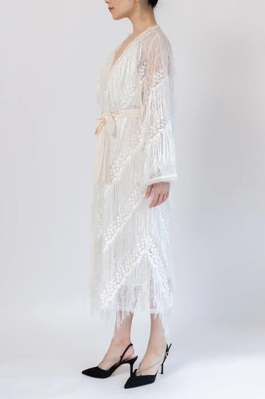 Bcbgmaxazria(ビーシービージーマックスアズリア)のミディドレス結婚式やパーティーにぴったりのレンタルアイテム。