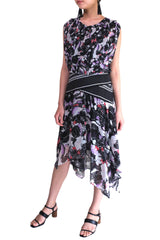 Bcbgmaxazria(ビーシービージーマックスアズリア)のミディドレス結婚式やパーティーにぴったりのレンタルアイテム。