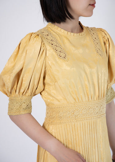 ByTiMo(バイティモ)のロングドレス結婚式やパーティーにぴったりのレンタルアイテム。