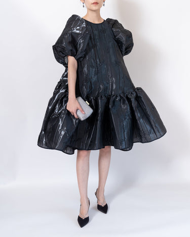 Cecilie Bahnsen(セシリー バンセン)のひざ丈ドレス結婚式やパーティーにぴったりのレンタルアイテム。