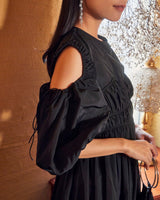 Cecilie Bahnsen(セシリー バンセン)のミディドレス結婚式やパーティーにぴったりのレンタルアイテム。