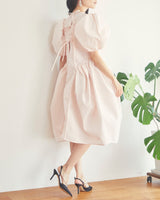 Cecilie Bahnsen(セシリー バンセン)のミディドレス結婚式やパーティーにぴったりのレンタルアイテム。