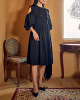 Cecilie Bahnsen(セシリー バンセン)のミディドレス結婚式やパーティーにぴったりのレンタルアイテム。