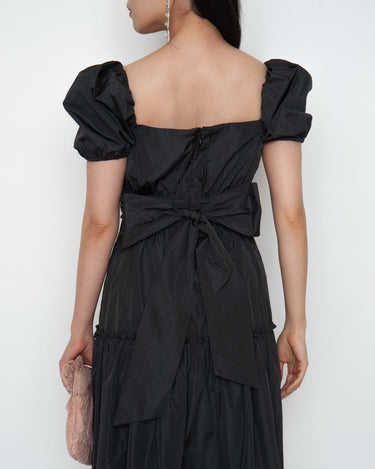 Cinq à Sept(サンク ア セプト)のロングドレス結婚式やパーティーにぴったりのレンタルアイテム。