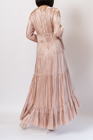 Cinq à Sept(サンク ア セプト)のロングドレス結婚式やパーティーにぴったりのレンタルアイテム。