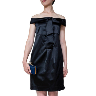 Diane von Furstenberg(ダイアン フォン ファステンバーグ)のひざ丈ドレス結婚式やパーティーにぴったりのレンタルアイテム。