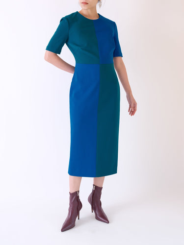 Diane von Furstenberg(ダイアン フォン ファステンバーグ)のミディドレス結婚式やパーティーにぴったりのレンタルアイテム。