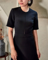 Dion Lee(ディオン リー)のミディドレス結婚式やパーティーにぴったりのレンタルアイテム。