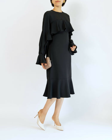 Douuod(ドゥドゥ)のミディドレス結婚式やパーティーにぴったりのレンタルアイテム。