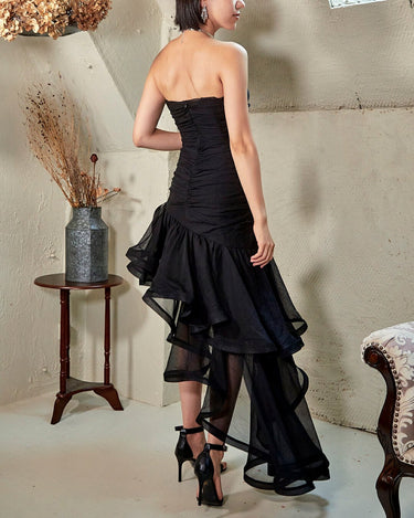 Elliatt(エリアット)のロングドレス結婚式やパーティーにぴったりのレンタルアイテム。