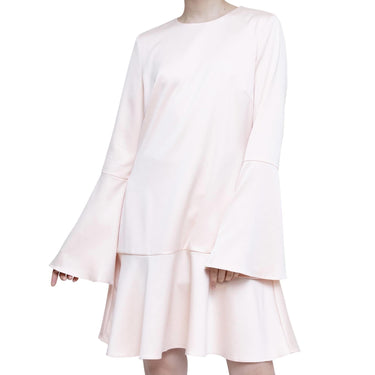 Elliatt(エリアット)のひざ丈ドレス結婚式やパーティーにぴったりのレンタルアイテム。