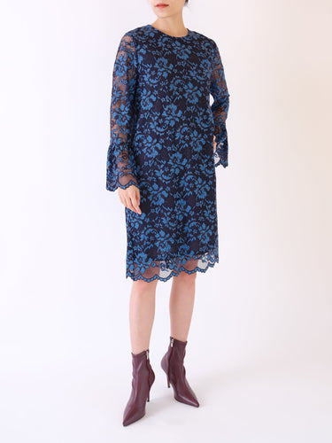 Ganni(ガニー)のひざ丈ドレス結婚式やパーティーにぴったりのレンタルアイテム。