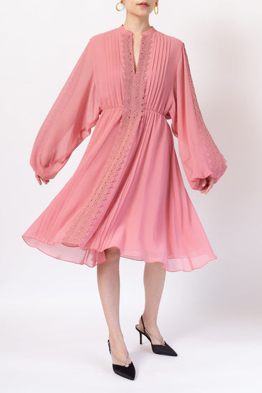 Giamba(ジャンバ)のミディドレス結婚式やパーティーにぴったりのレンタルアイテム。