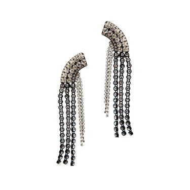 Iris47(イリスフォーセブン)のイヤリング結婚式やパーティーにぴったりのレンタルアイテム。