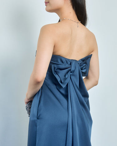 Bcbgmaxazria(ビーシービージーマックスアズリア)のロングドレス結婚式やパーティーにぴったりのレンタルアイテム。