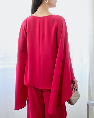 Black Halo(ブラック ヘイロー)のパンツセットアップ結婚式やパーティーにぴったりのレンタルアイテム。