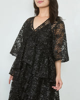 Ganni(ガニー)のミディドレス結婚式やパーティーにぴったりのレンタルアイテム。