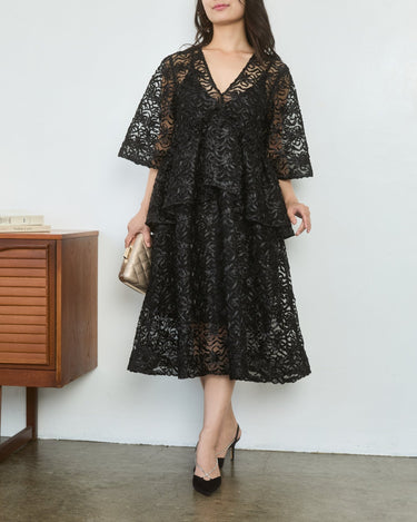 Ganni(ガニー)のミディドレス結婚式やパーティーにぴったりのレンタルアイテム。