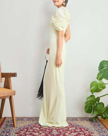 Oríré(オリレ)のロングドレス結婚式やパーティーにぴったりのレンタルアイテム。