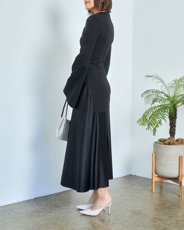 Solace London(ソレイス ロンドン)のロングドレス結婚式やパーティーにぴったりのレンタルアイテム。