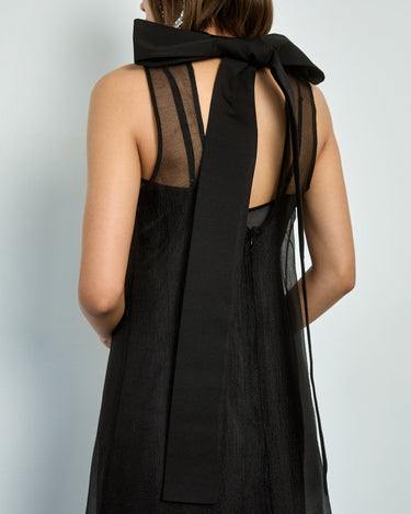 Staud(スタウド)のロングドレス結婚式やパーティーにぴったりのレンタルアイテム。