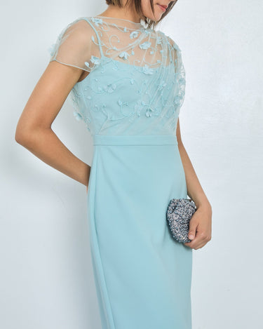 Theia(セイア)のロングドレス結婚式やパーティーにぴったりのレンタルアイテム。