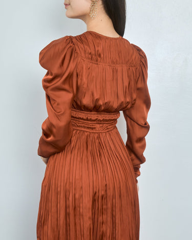 Ulla Johnson(ウラ ジョンソン)のロングドレス結婚式やパーティーにぴったりのレンタルアイテム。