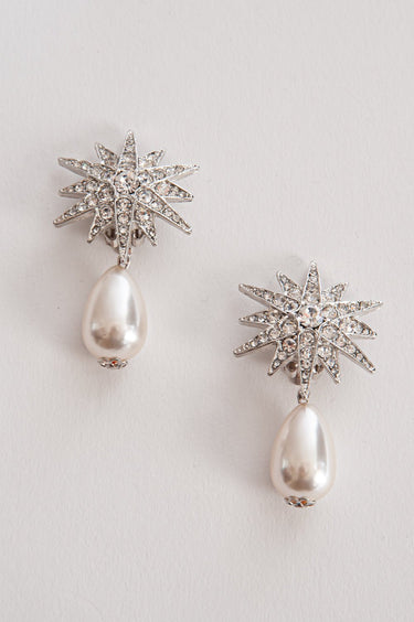 Kenneth Jay Lane(ケネス ジェイ レーン )のイヤリング結婚式やパーティーにぴったりのレンタルアイテム。