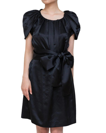 Lanvin en Bleu(ランバン オン ブルー)のひざ丈ドレス結婚式やパーティーにぴったりのレンタルアイテム。