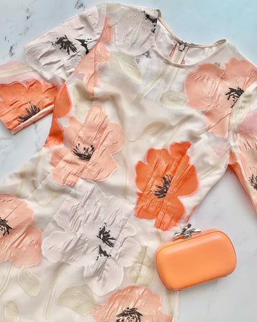 Lela Rose (レラ ローズ)のミディドレス結婚式やパーティーにぴったりのレンタルアイテム。