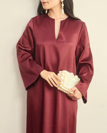 Lele Sadoughi(レレ サドイ)のピアス結婚式やパーティーにぴったりのレンタルアイテム。