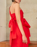 Cecilie Bahnsen(セシリー バンセン)のミディドレス結婚式やパーティーにぴったりのレンタルアイテム。