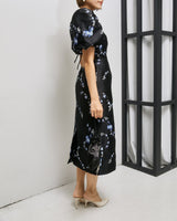 Ganni(ガニー)のミディドレス結婚式やパーティーにぴったりのレンタルアイテム。