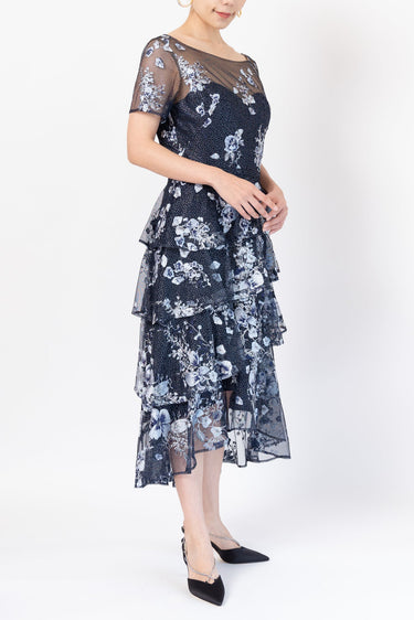 Marchesa Notte(マルケッサ ノッテ)のミディドレス結婚式やパーティーにぴったりのレンタルアイテム。