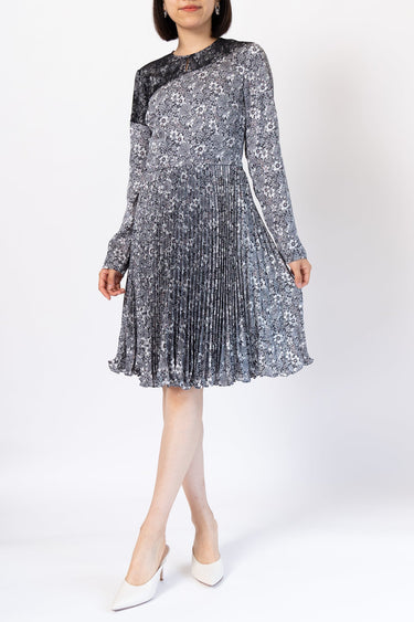 Mikael Aghal(ミカエル アグハール)のひざ丈ドレス結婚式やパーティーにぴったりのレンタルアイテム。