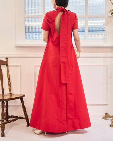 Staud(スタウド)のロングドレス結婚式やパーティーにぴったりのレンタルアイテム。