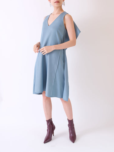 MM6 Maison Margiela(エムエムシックス メゾン マルジェラ)のひざ丈ドレス結婚式やパーティーにぴったりのレンタルアイテム。