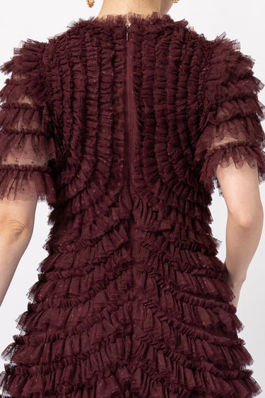 Needle & Thread(ニードル アンド スレッド)のロングドレス結婚式やパーティーにぴったりのレンタルアイテム。