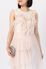 Needle & Thread(ニードル アンド スレッド)のミディドレス結婚式やパーティーにぴったりのレンタルアイテム。