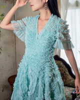 Needle & Thread(ニードル アンド スレッド)のミニドレス結婚式やパーティーにぴったりのレンタルアイテム。