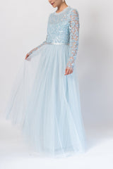 Needle & Thread(ニードル アンド スレッド)のロングドレス結婚式やパーティーにぴったりのレンタルアイテム。